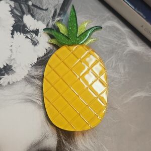 Erstwilder Pineapple Brooch